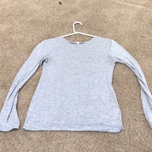Gray long sleeve tee